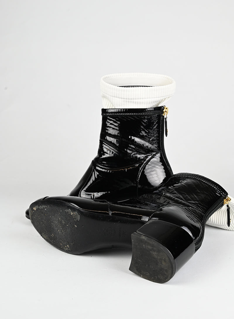 Chanel Stivaletti in vernice nera - N. 37
