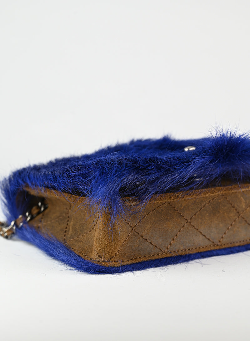 Chanel Borsa a tracolla in Fur bluette