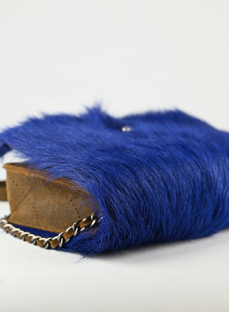 Chanel Borsa a tracolla in Fur bluette