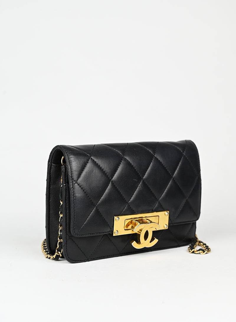 Chanel Borsina Wok in pelle nera -  lesleyluxuryvintage