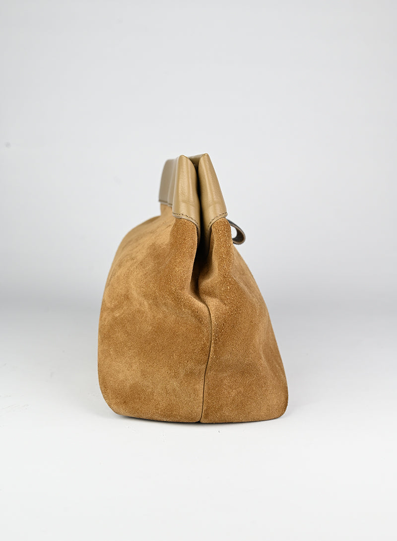 Brunello Cucinelli Clutch in suede beige