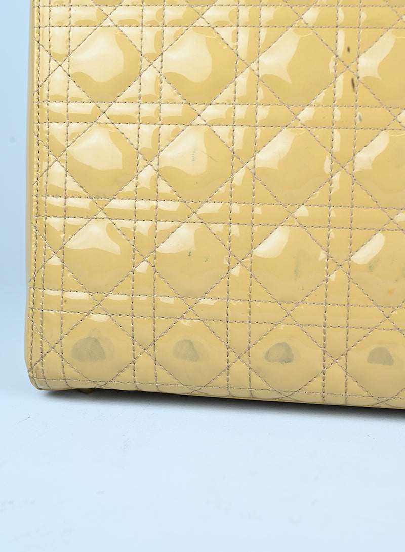 Dior Borsa Lady Dior Large in vernice beige