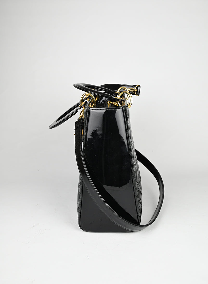 Borsa Lady Dior in pelle verniciata nera