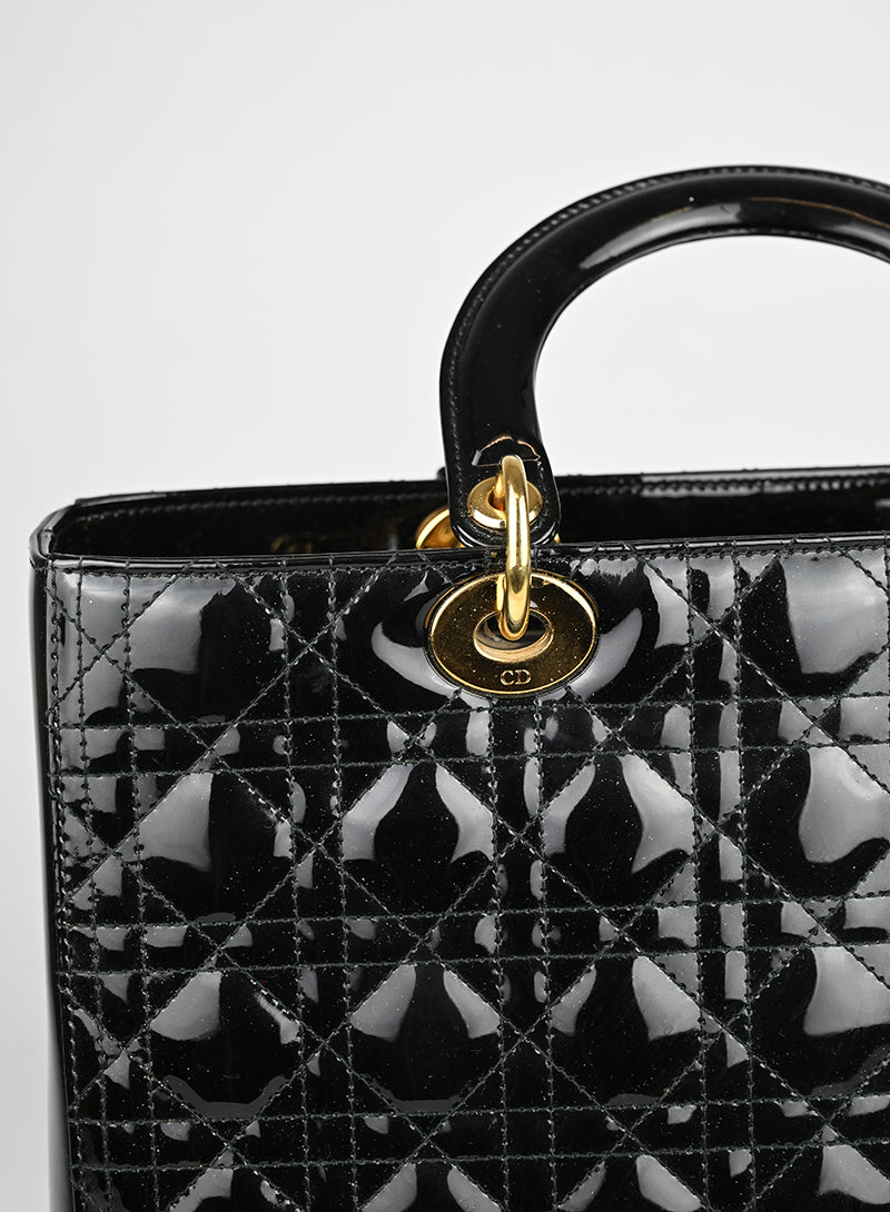 Borsa Lady Dior in pelle verniciata nera