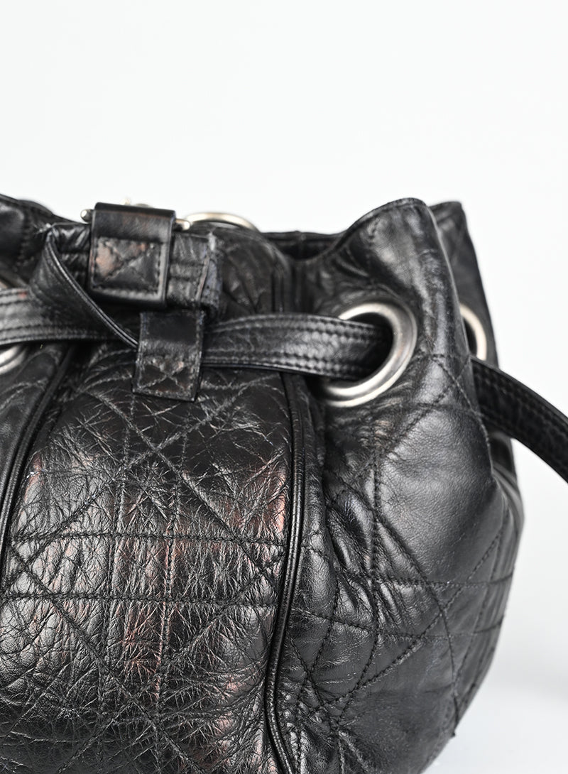 Dior Borsa a secchiello Drawstring in pelle nera