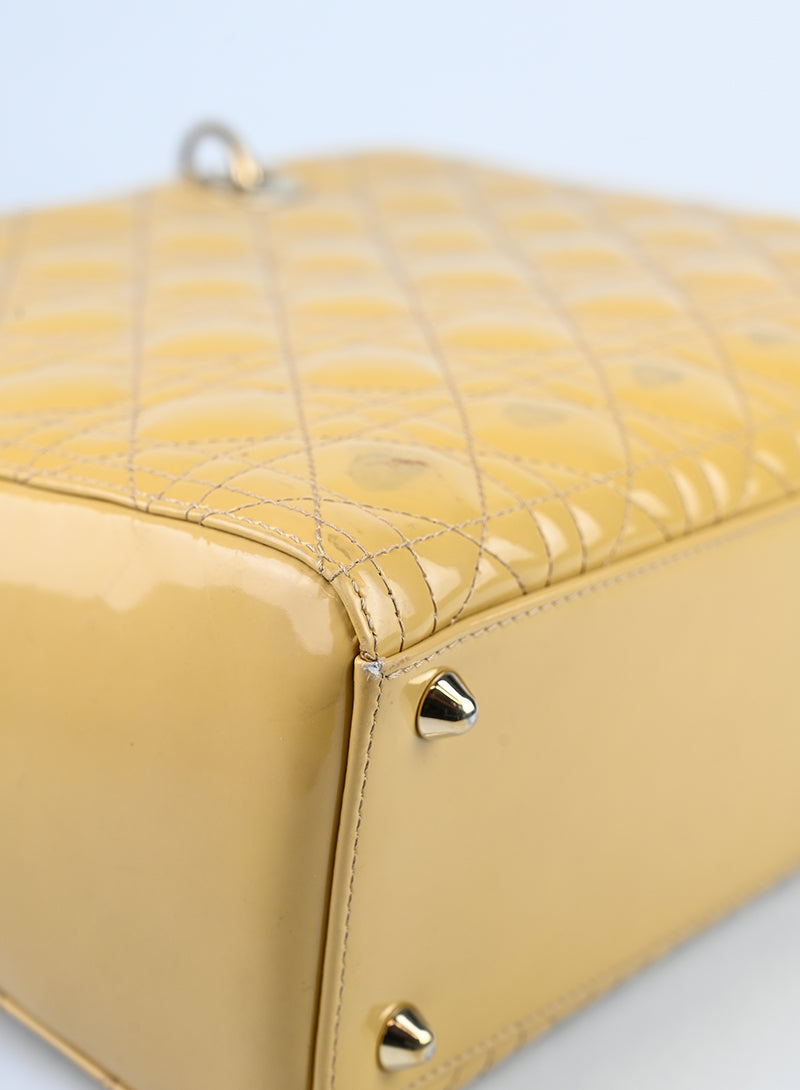Dior Borsa Lady Large in vernice beige -  lesleyluxuryvintage