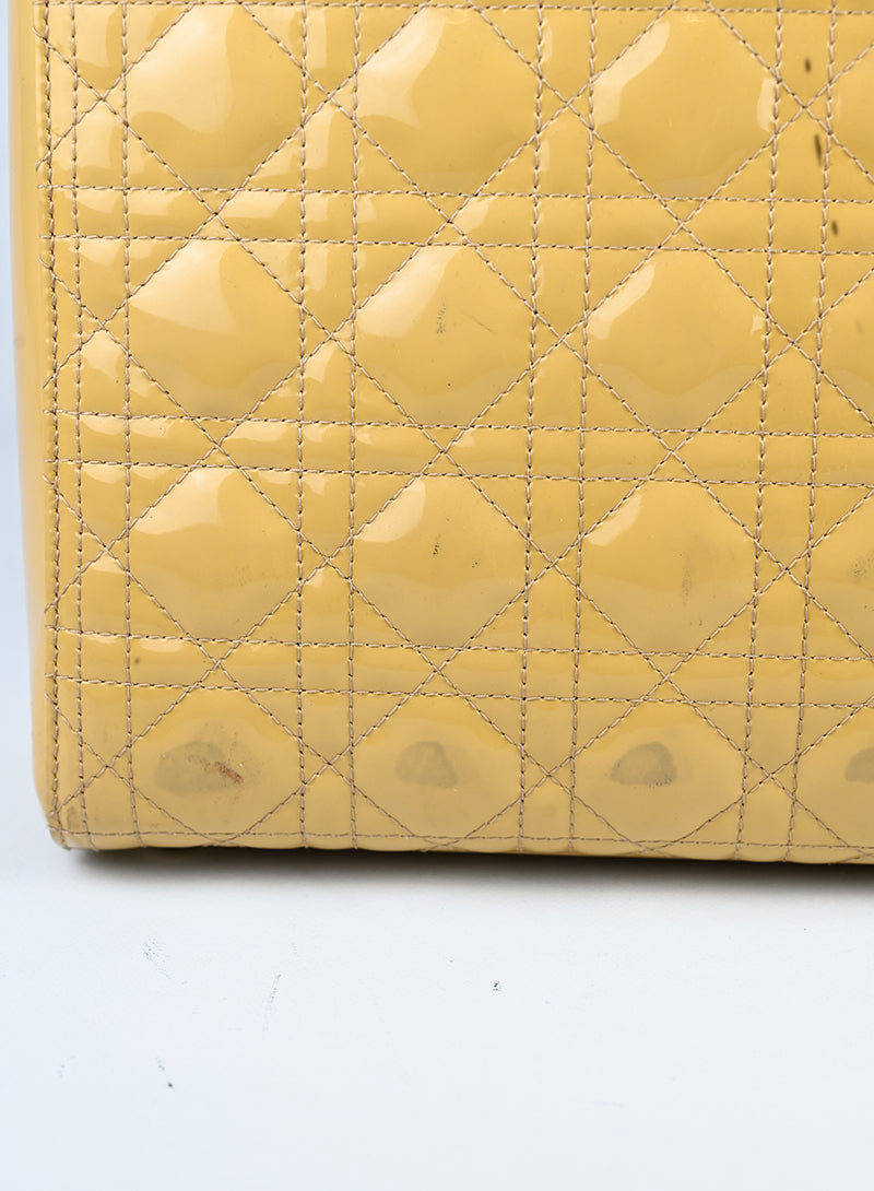Dior Borsa Lady Large in vernice beige -  lesleyluxuryvintage