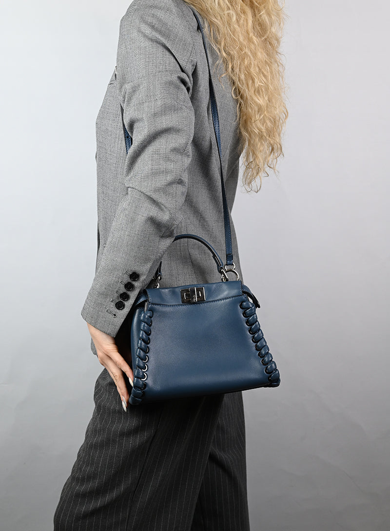 Fendi Borsa Peekaboo Mini in pelle avio