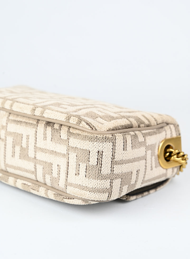 Fendi Borsa Baguette in velluto beige