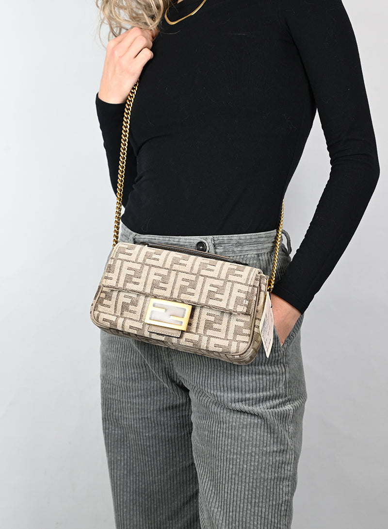 Fendi Borsa Baguette in velluto beige