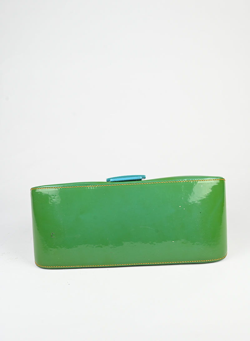 Fendi Borsa Mama Baguette in vernice verde -  lesleyluxuryvintage