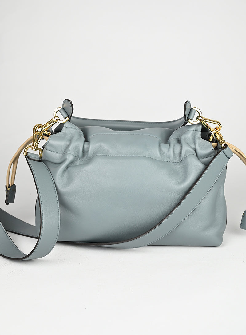 Fendi Borsa Mamma Baguette Soft in pelle ceruleo