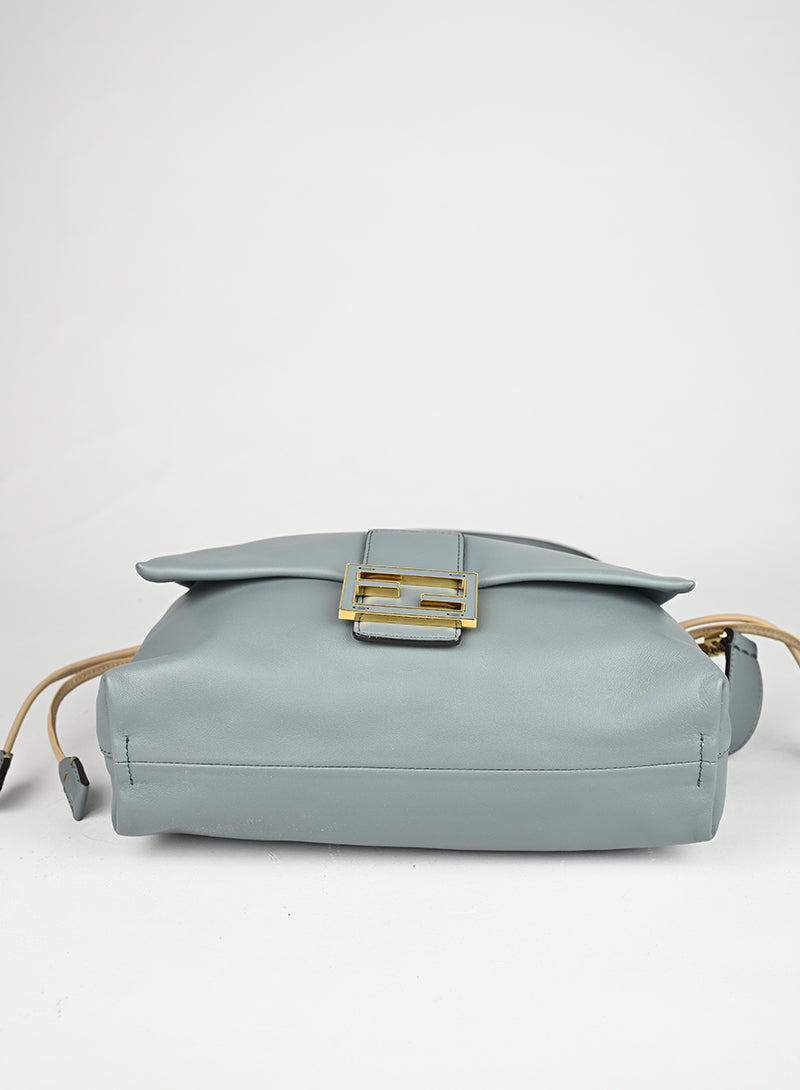 Fendi Borsa Mamma Baguette Soft in pelle ceruleo