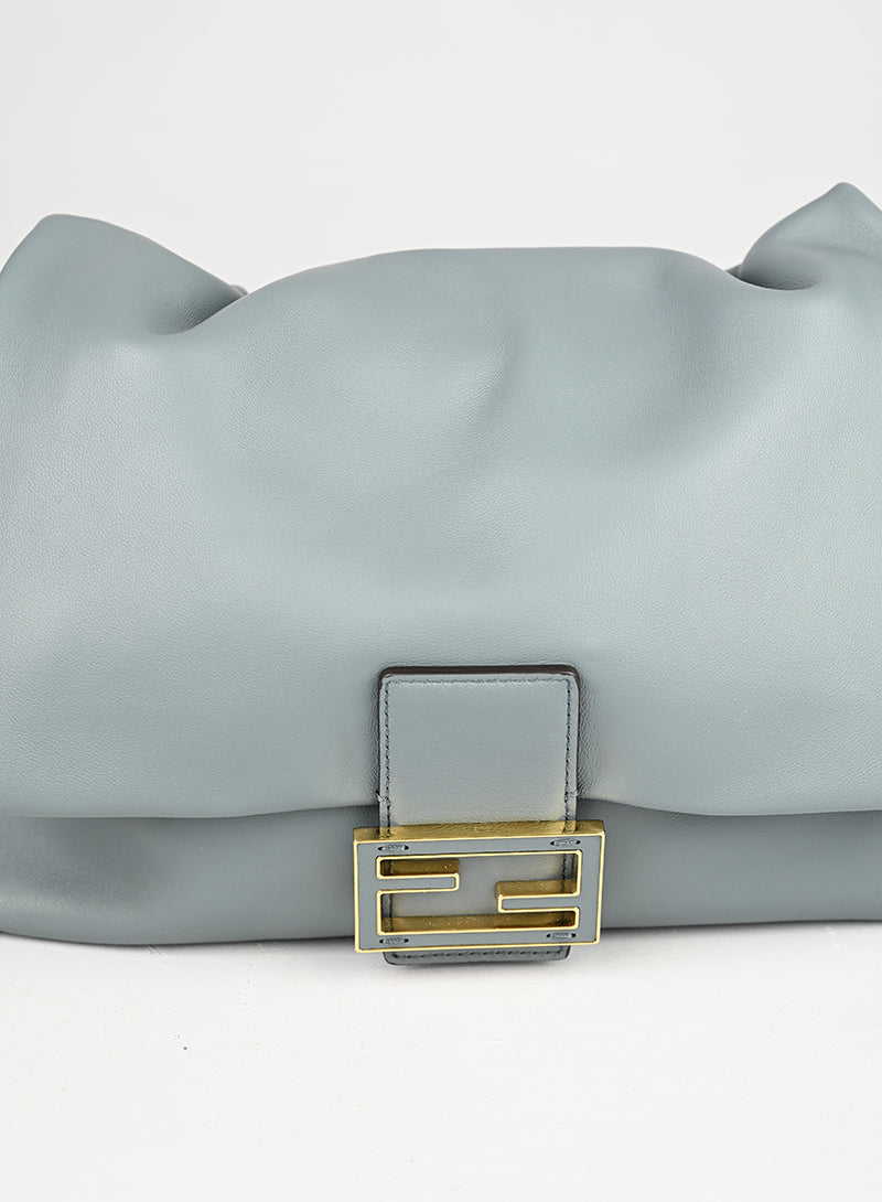 Fendi Borsa Mamma Baguette Soft in pelle ceruleo