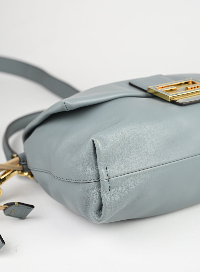 Fendi Borsa Mamma Baguette Soft in pelle ceruleo