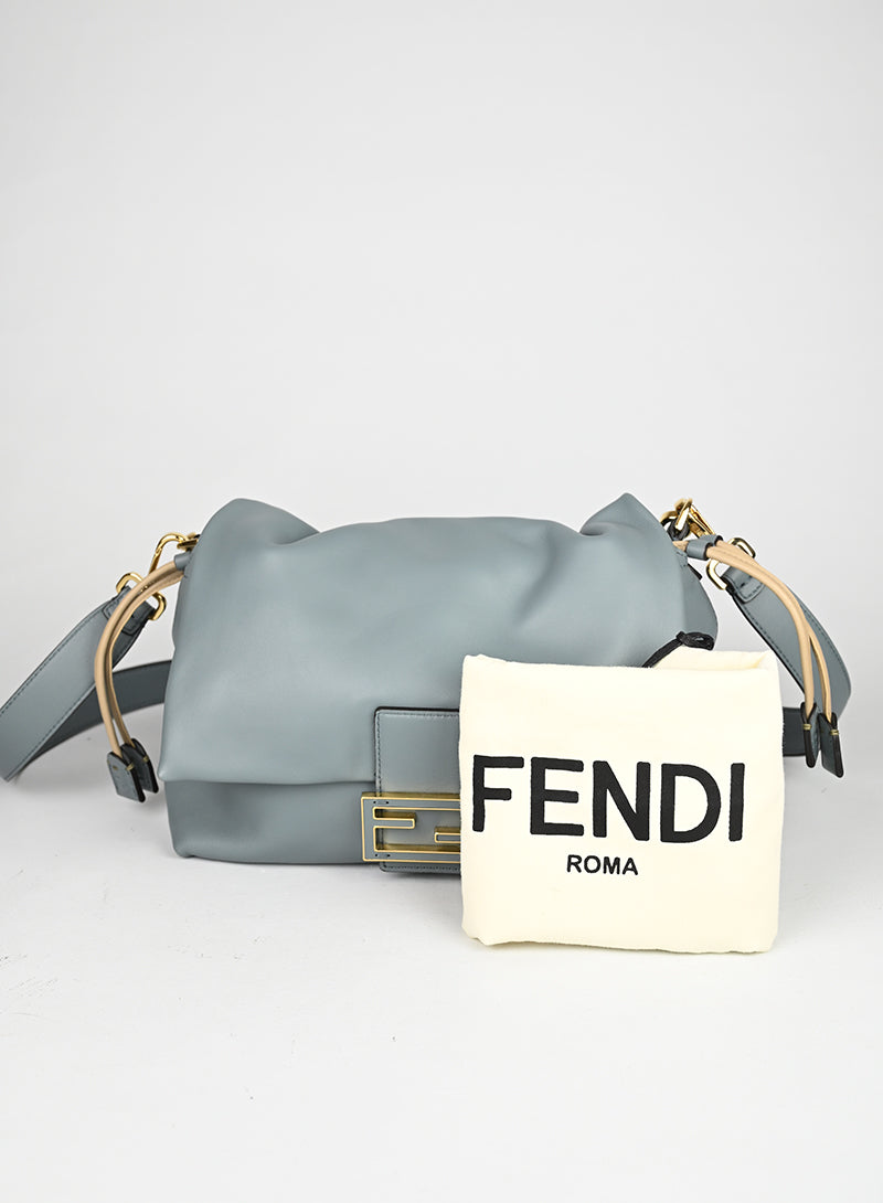 Fendi Borsa Mamma Baguette Soft in pelle ceruleo