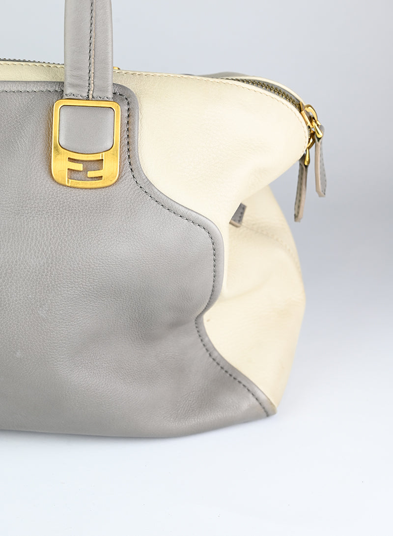 Fendi Borsa Chamaleon in pelle grigia