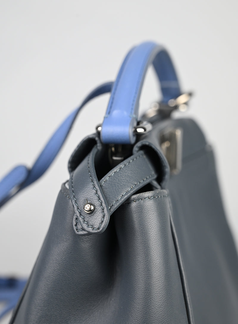 Fendi Peekaboo Mini in Pelle Avio
