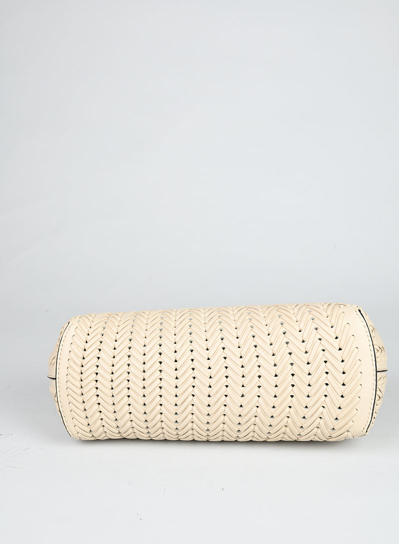 Fendi Pochette First in pelle intrecciata ecrù