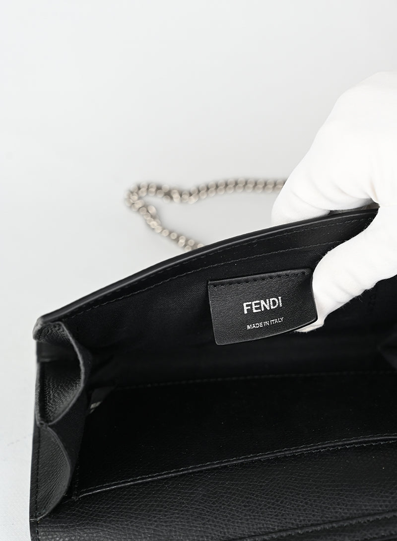 Fendi Borsina Kan Woc in pelle nera -  lesleyluxuryvintage