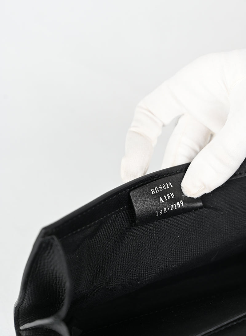 Fendi Borsina Kan Woc in pelle nera -  lesleyluxuryvintage