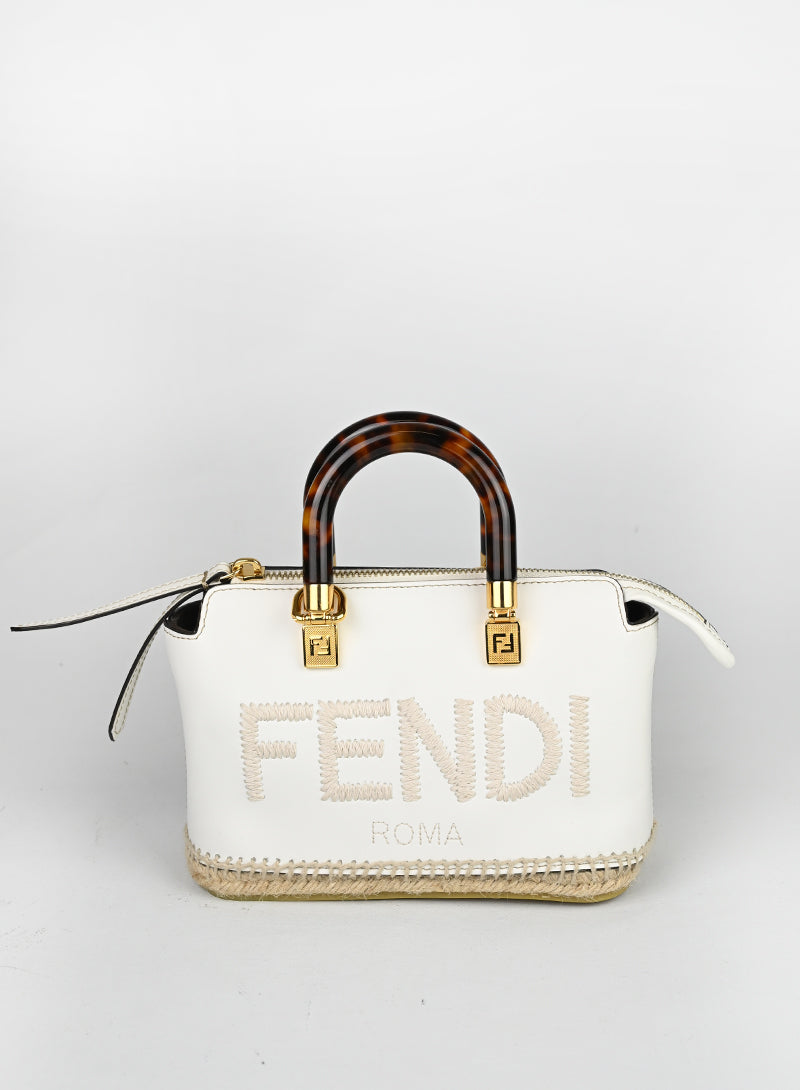 Fendi Borsa By the Way mini in pelle bianca