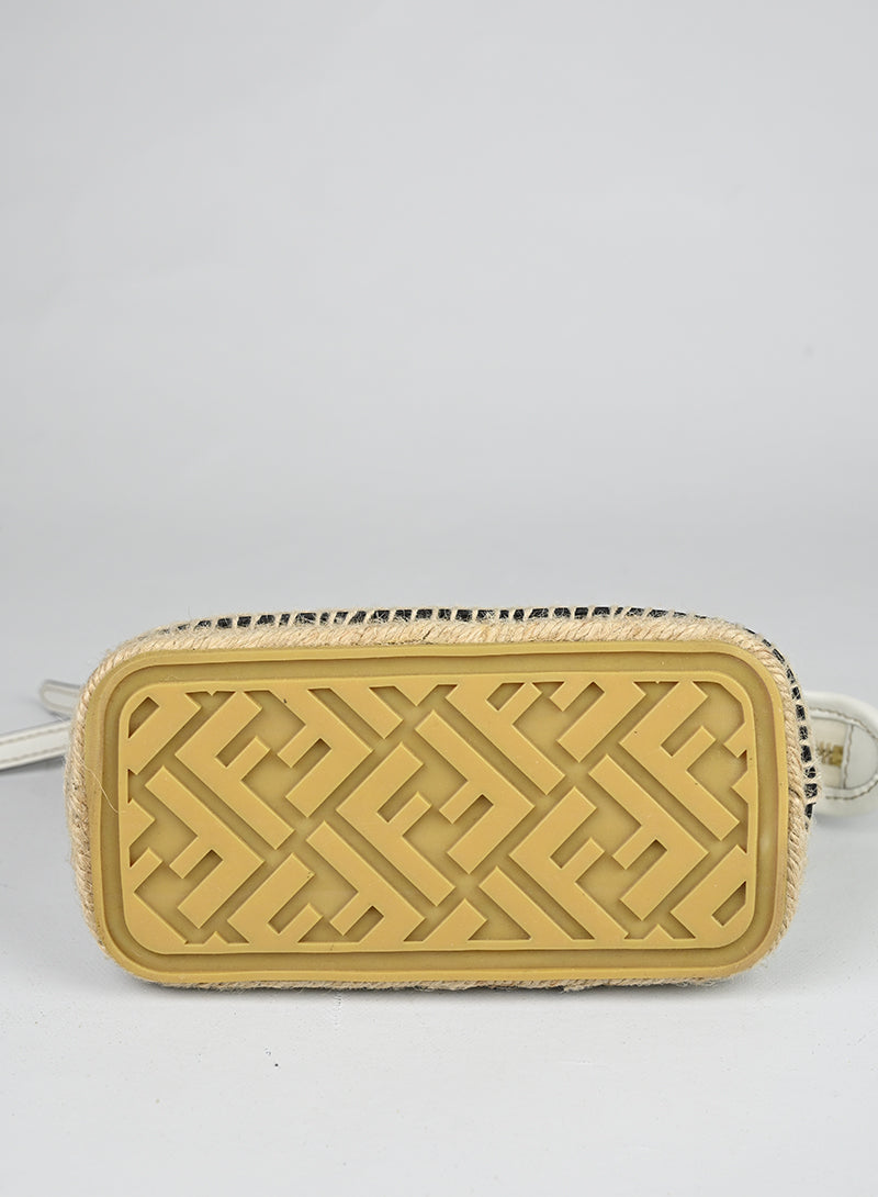 Fendi Borsa By the Way mini in pelle bianca