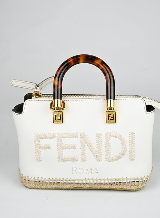 Fendi Borsa By the Way mini in pelle bianca