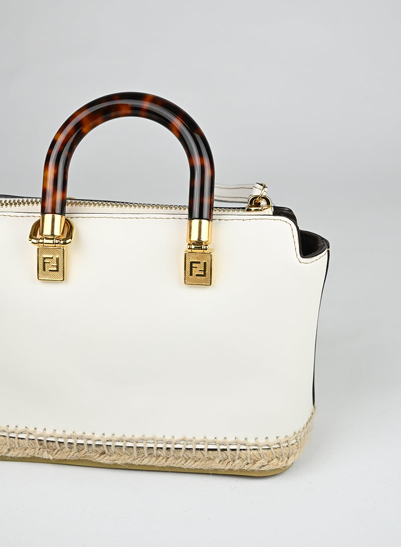 Fendi Borsa By the Way mini in pelle bianca