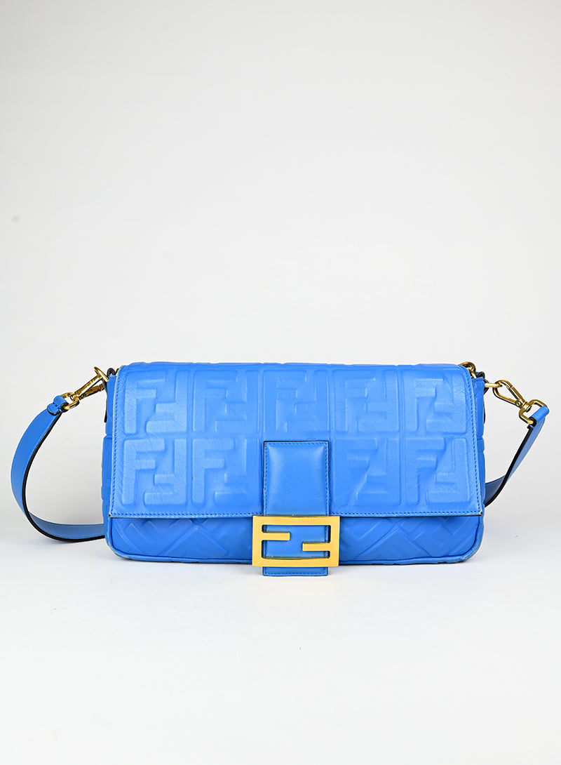 Fendi Borsa Maxi Baguette in pelle azzurra