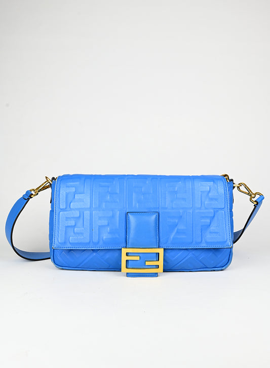 Fendi Borsa Maxi Baguette in pelle azzurra