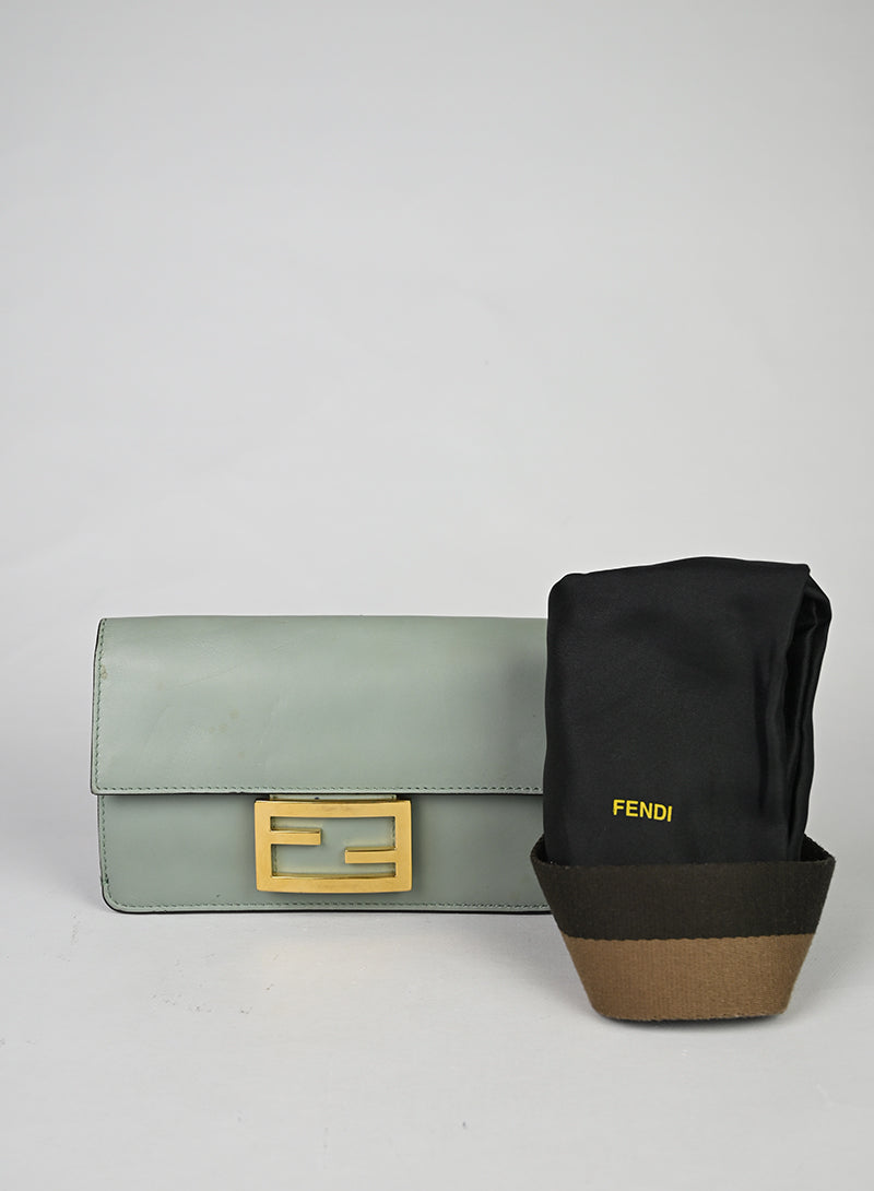 Fendi Borsa in pelle verde acqua