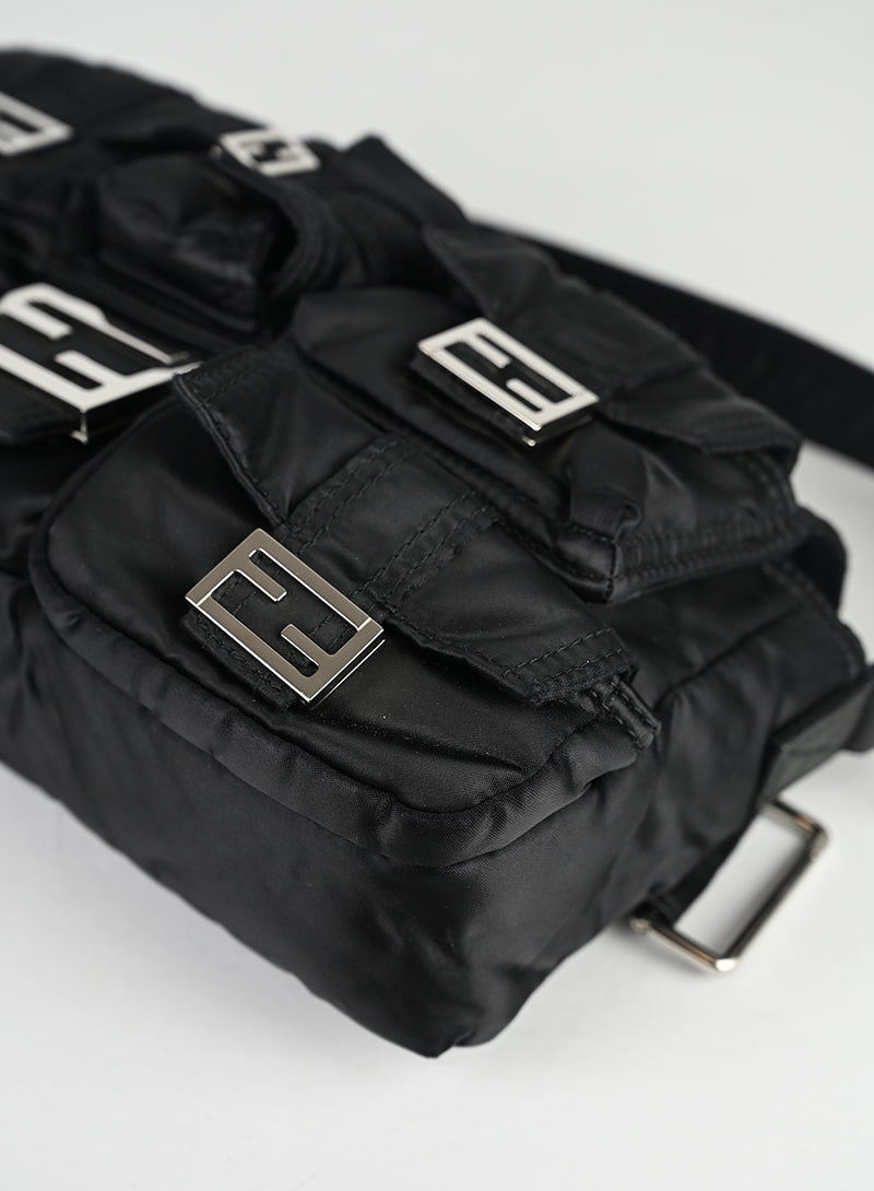 Fendi Borsa Multipocket Baguette ECONYL Nera