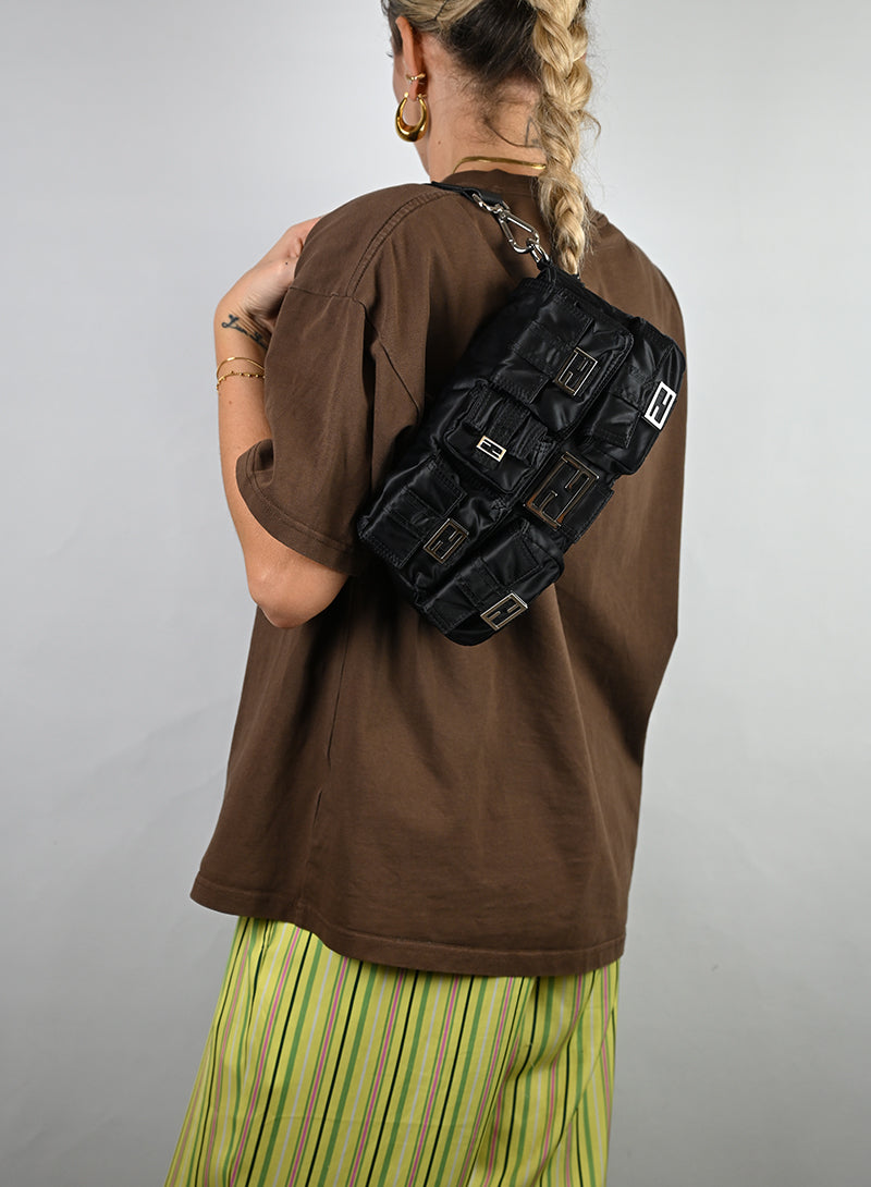 Fendi Borsa Multipocket Baguette ECONYL Nera