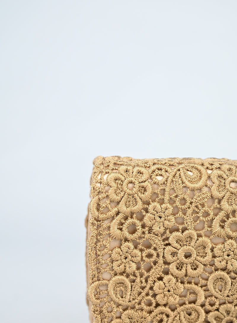 Ferragamo Pochette Pizzo Macramè Beige