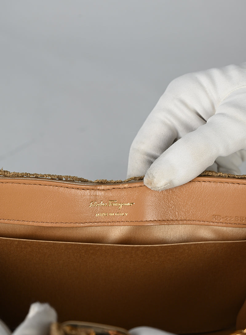 Ferragamo Pochette Pizzo Macramè Beige