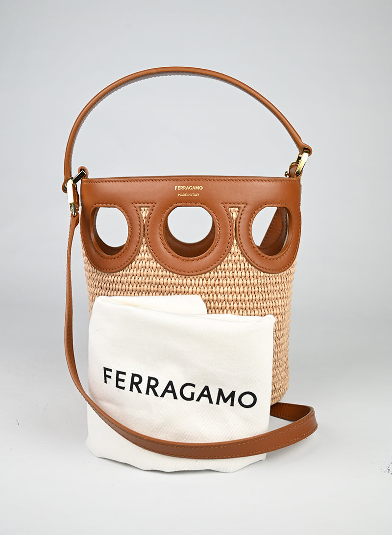 Ferragamo Gancini XS Rafia Cognac