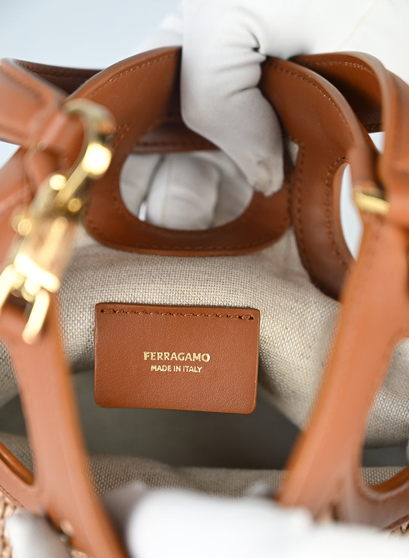 Ferragamo Gancini XS Rafia Cognac