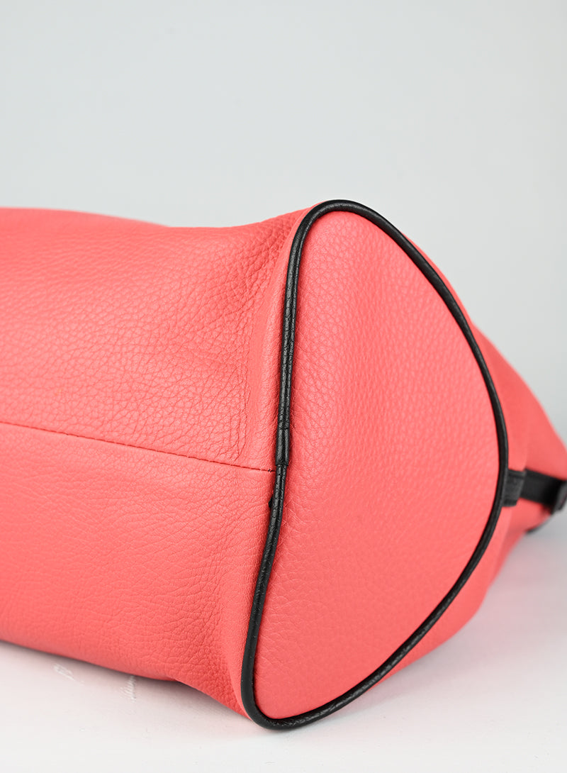 Givenchy Borsa Hobo in pelle salmone