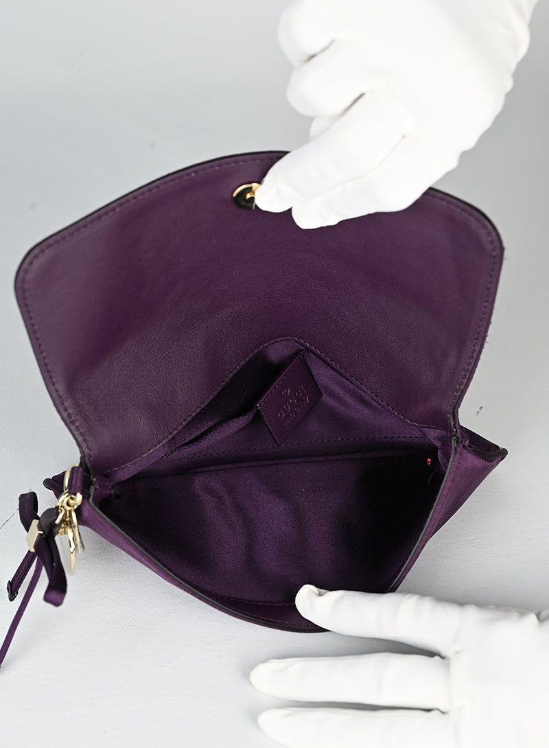 Gucci Pochette in raso viola con strass