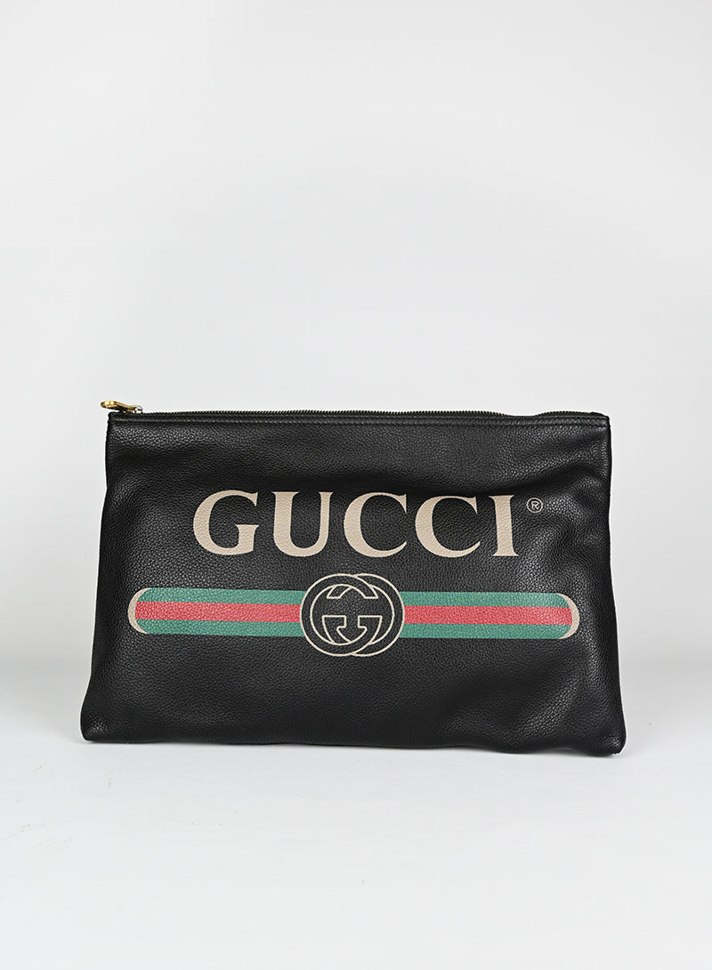 Gucci Pochette in pelle nera con logo