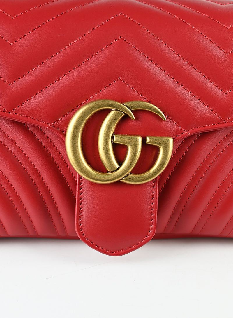 Gucci rossa piccola hotsell