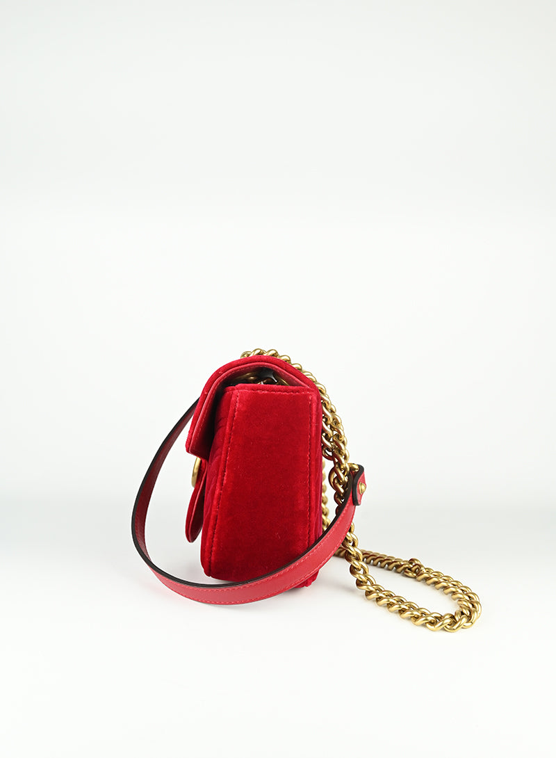 Gucci Borsa Marmont in velluto rosso