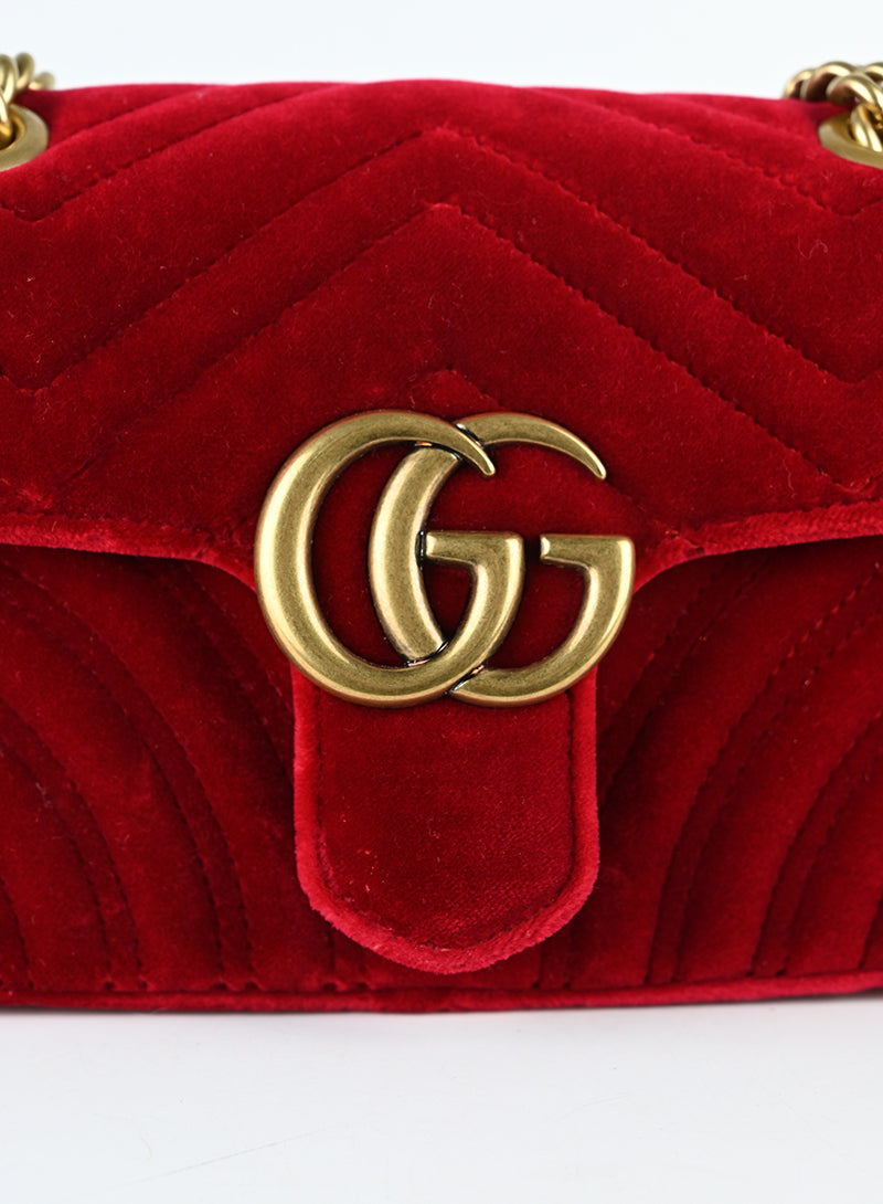 Gucci Borsa Marmont in velluto rosso