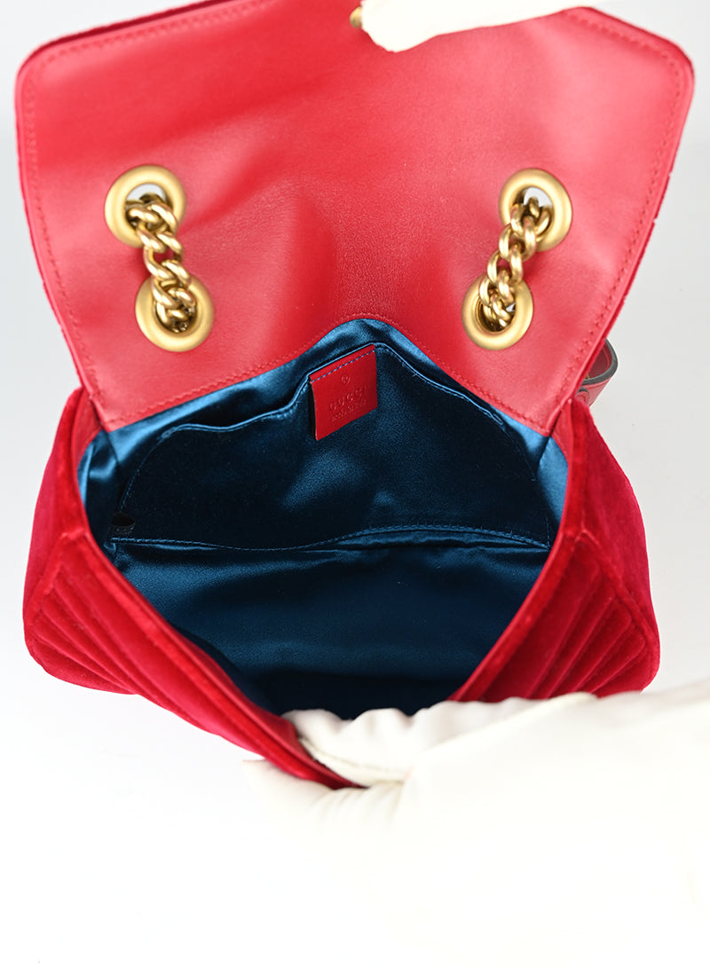 Gucci Borsa Marmont in velluto rosso