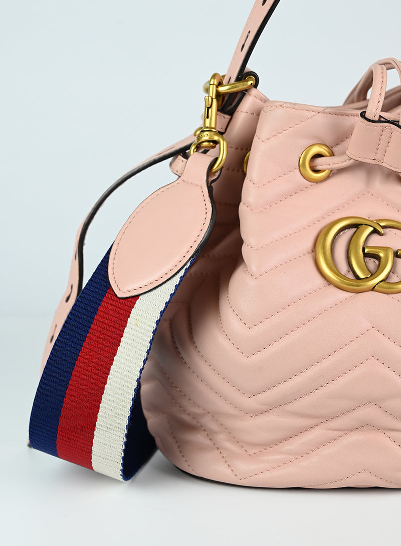 Gucci Borsa a secchiello Marmont rosa