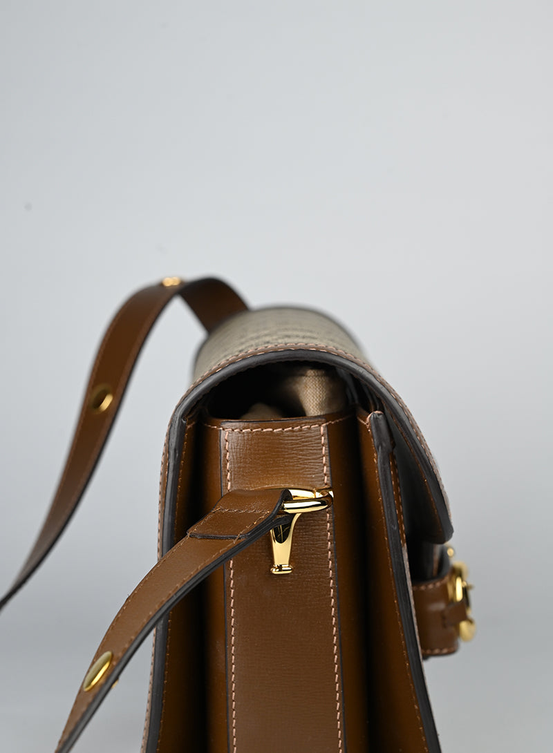 Gucci Borsa Horsebit in Monogram beige