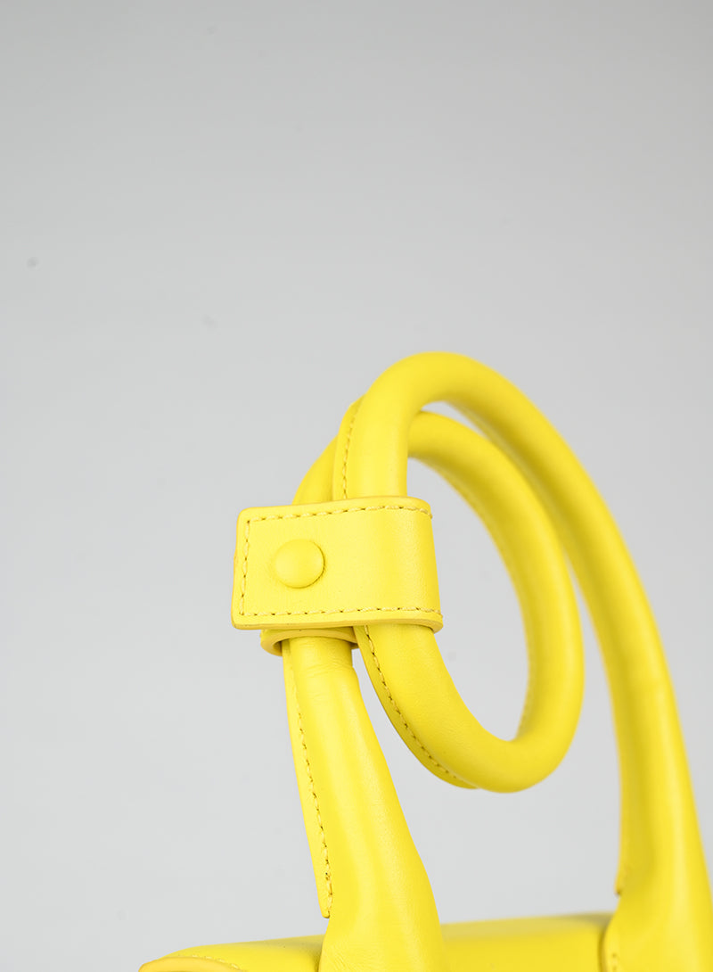Jacquemus Borsa Le Chiquito Noeud gialla