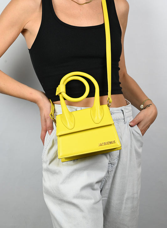 Jacquemus Borsa Le Chiquito Noeud gialla