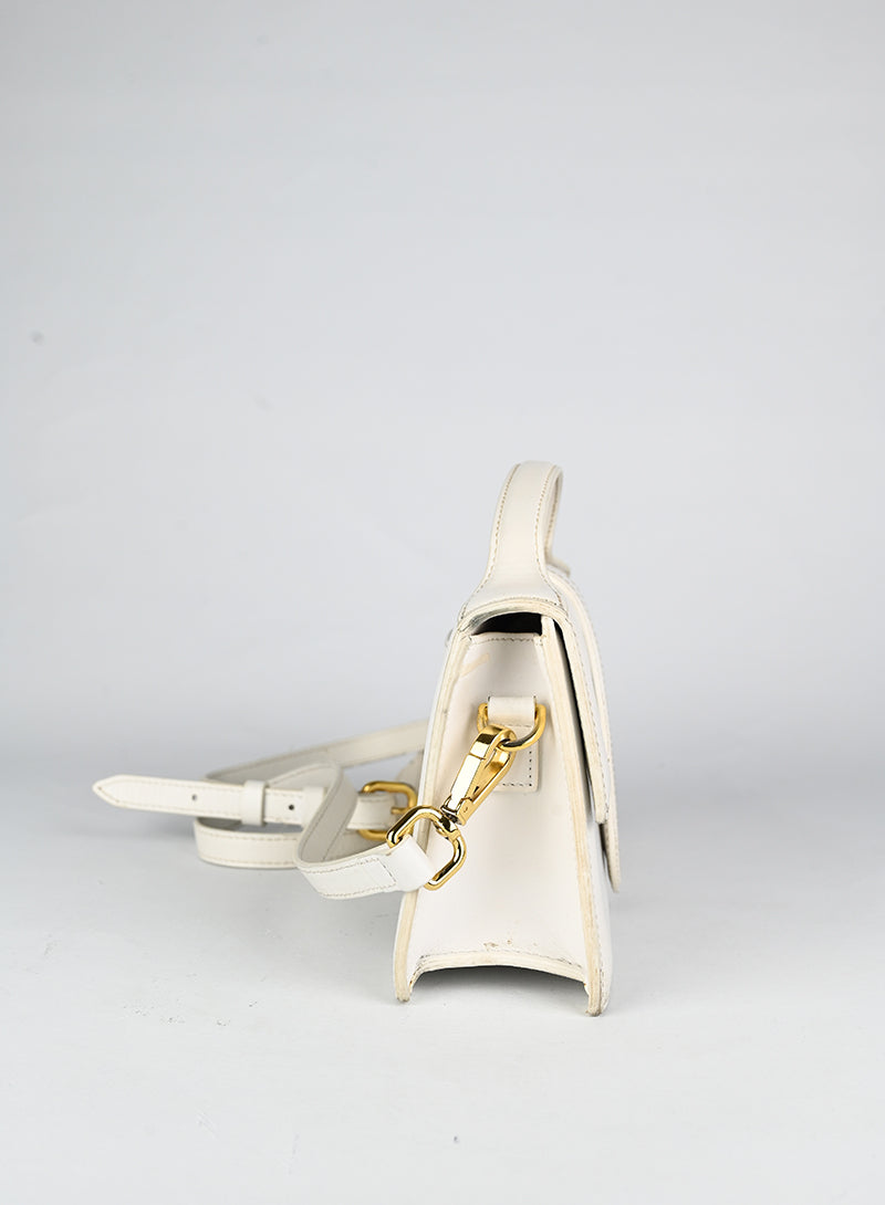 Jacquemus Borsa Le Grand Bambino in pelle bianca